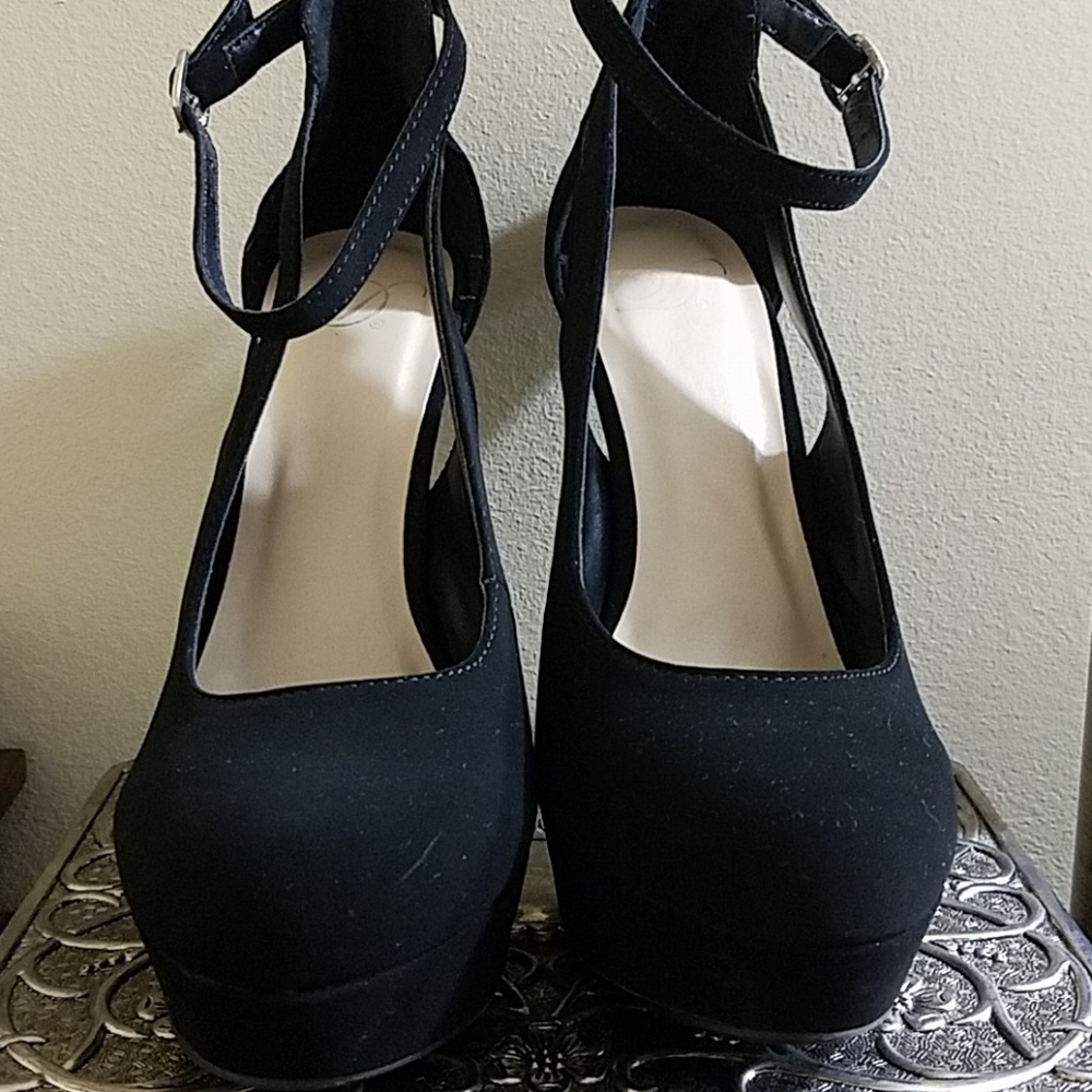Size 7.5 Black Platform Heels
